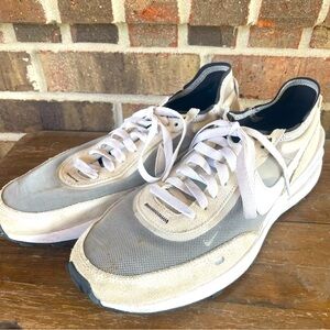 NIKE‎ WAFFLE SNEAKERS Size 8.5 Mens sb3